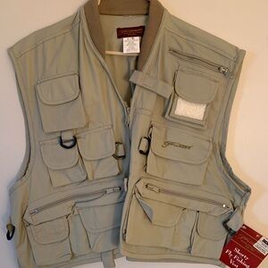 Pflueger Shorty Fly Fishing Vest in Khaki